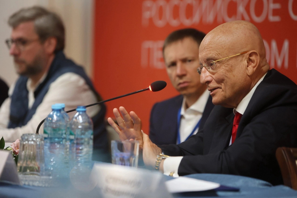 Караганов.jpg